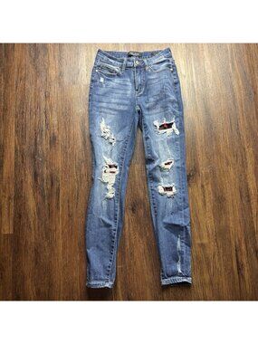JUDY BLUE Skinny Fit Jeans Distressed Medium Wash Red Plaid Patches Size 0/24